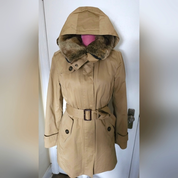 London Fog 3 season trench coat, size Medium. - Picture 2 of 15